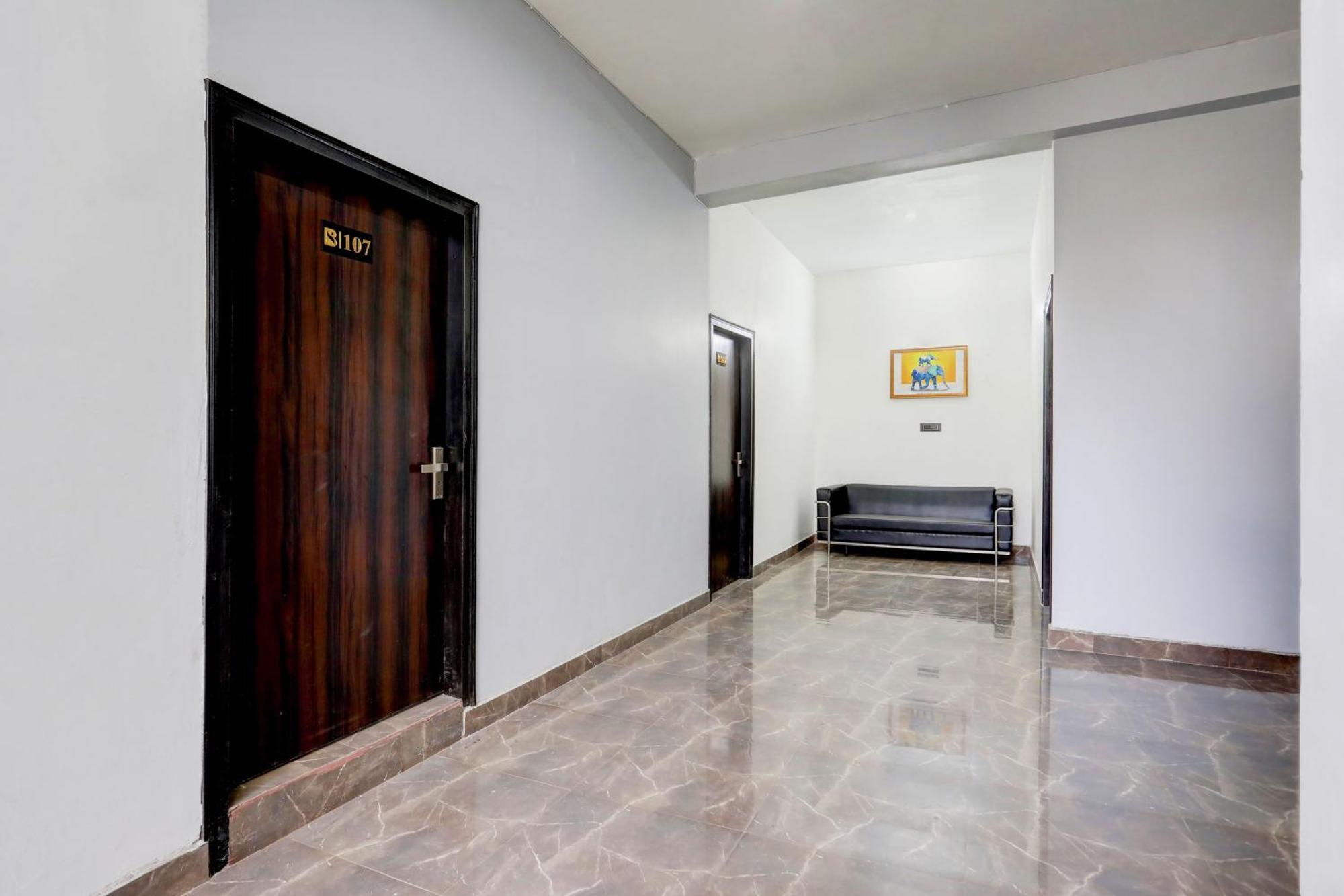 Super Hotel Live View Indraprast Ngoại thất bức ảnh