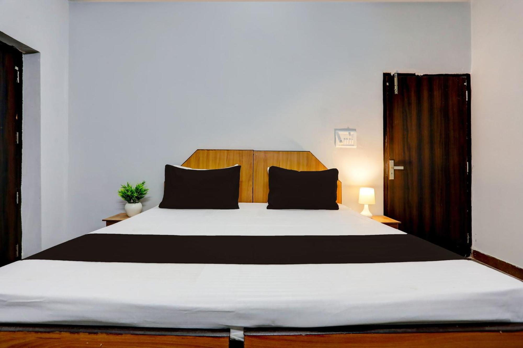 Super Hotel Live View Indraprast Ngoại thất bức ảnh